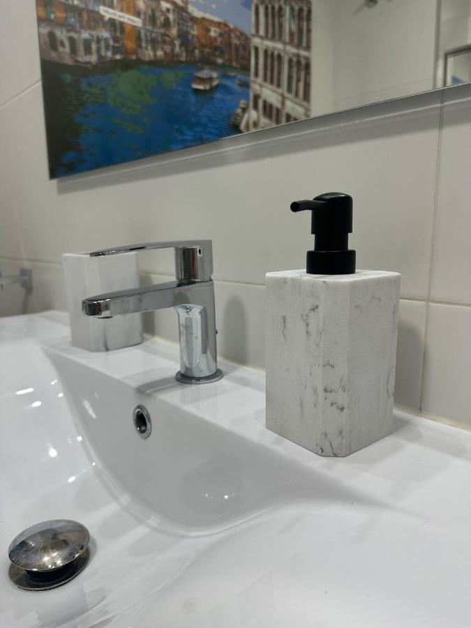 Apartamento A 10 Minutos De La Calle Laurel Logrono Ngoại thất bức ảnh