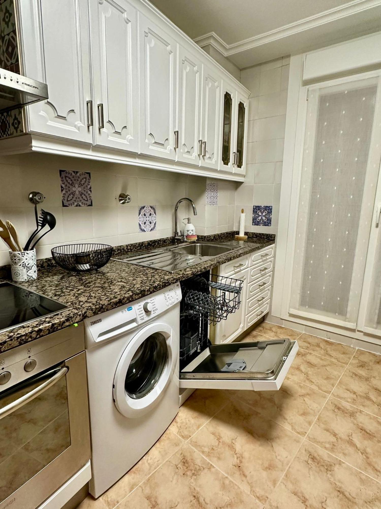 Apartamento A 10 Minutos De La Calle Laurel Logrono Ngoại thất bức ảnh